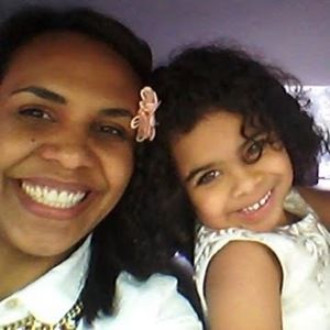 Meet your Posher, Ana mota